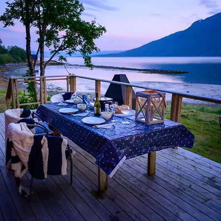 The Red Fjordhouse Villa Malsnes Exterior photo