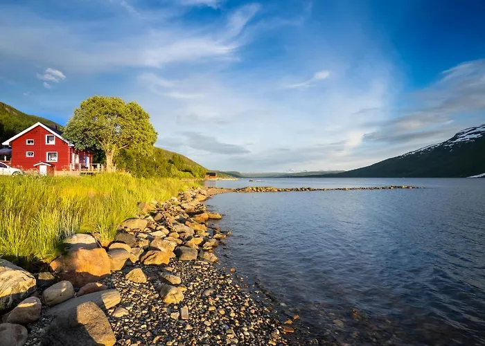 The Red Fjordhouse