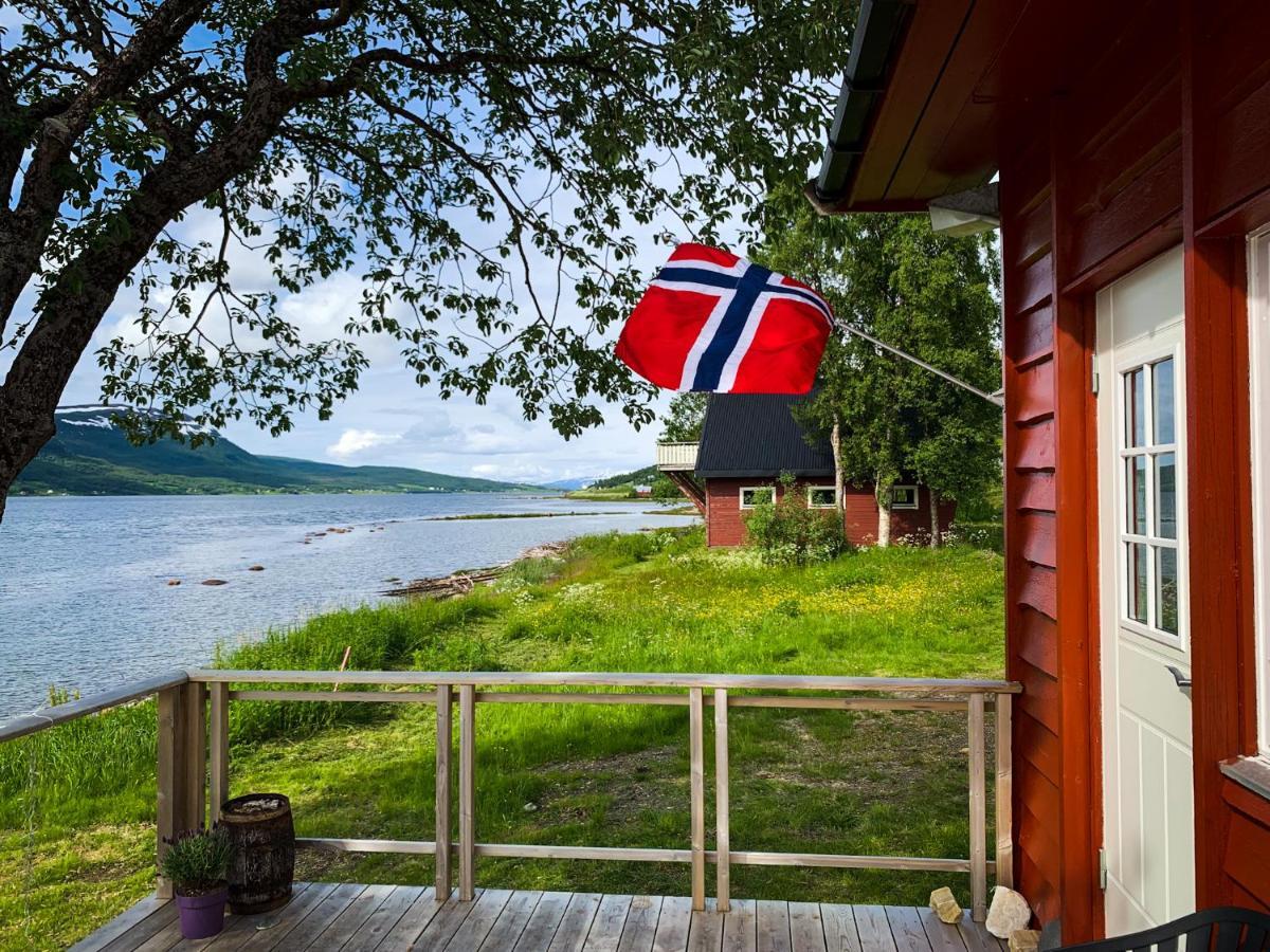 Holiday home The Red Fjordhouse *